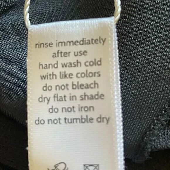 Andie The Sicily Bikini Black  Adjustable Straps Underwire Top
Bra Size M #1452 - Picture 9 of 10